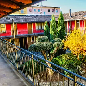 https://bgy-easy-airport-business-family-apartment.italymilanhotels.net